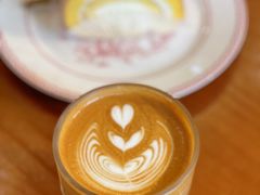 -Dough&Joe团憩(瑞虹天地月亮湾店)