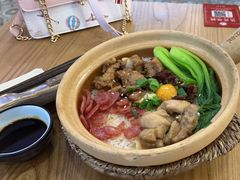 -煲仔皇腊味煲仔饭(经四万达店)