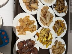 -天宜隆蘑菇宴火锅(石景山旗舰店)