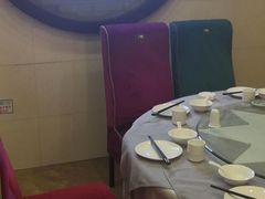 -一家人(凯旋路店)