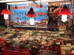 -六合夜市