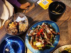 -鼎牛牛炖锅·烤串(温泉路店)