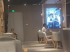 -瑞幸咖啡(外滩SOHO店)