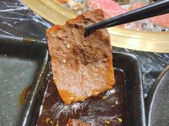 -山川小町·极番烧肉(新地假日广场店)