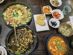 -釜山豚骨汤饭(芝罘万达广场店)