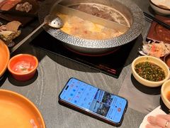 -牛YO寿喜烧·铁板烧和牛火锅自助(市府恒隆店)