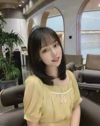 -时尚殿堂明星门店