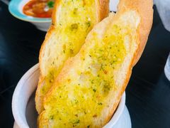 法式香草蒜蓉面包-莫多多餐厅