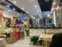 -江城燕子大排档(江汉路步行街店)