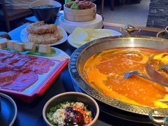 -靓寨酸汤火锅(时尚天河东一街店)