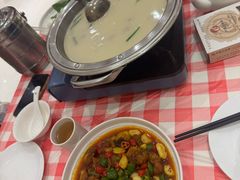 -巴陵全鱼席(湖南老字号汴河街店 )