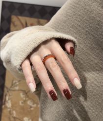 -秀色美甲美睫纹绣护肤