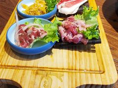 -明洞阿姨·韩式酱蟹烤肉·创意料理(三元桥店)