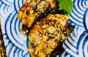 Foie Gras Duck Breast Sushi