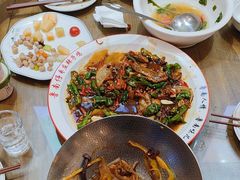 -鲁南仔·滕州炒鸡(经三路店)