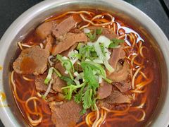 -薛记襄阳香辣牛肉面(平安路店)