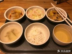 -一两饭川味素食餐厅