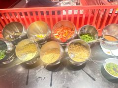 -何师傅美蛙鱼头(汉街店)