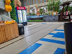 -兴芮温泉度假区