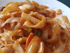 炒刀削面-西域美食蘭州拉面