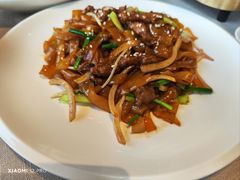 干炒牛河-一澜江宴·江景地标楚菜(江滩公园店)