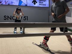 -SNOW51城市滑雪(万象城店)