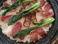 广式腊味煲仔饭-捞围鲜·港式打边炉(海阳路店)