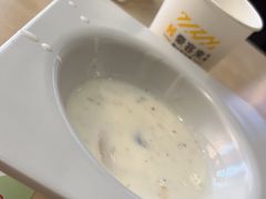 奶油蘑菇汤-豪客来牛排(海沧阿罗海店)