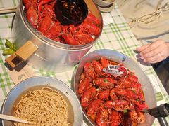 -巴厘龙虾·榜首油焖大虾(音乐学院·沿江酒馆店)