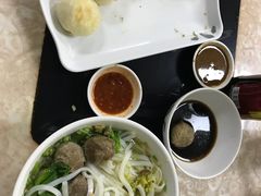 -华威达牛庄(黄埔大道西店)