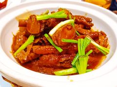 东坡鲍鱼焖凤爪-南麓·浙里(外滩店)