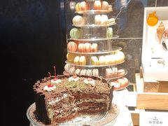 -雍容荟帝王蟹活龙虾展台自助(IFS黑金店)