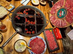 -周小明火锅(黑金冠社区店)