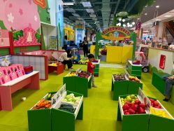 -莫莉幻想儿童乐园(广州番禺永旺店)