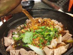 -何师烧烤·香辣蟹·川菜·30年老品牌(太古里旗舰店)