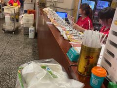 -重庆风光老灶火锅城(同德广场店)