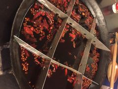 岗上渣渣老火锅(桂花园店)-岗上渣渣老火锅(两路口店)