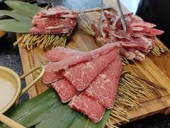 -臻牛烤肉