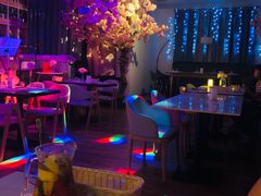 -樱花里音乐餐吧·牛扒椰子鸡(东圃店)