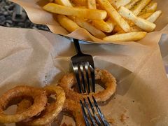 -J Create城市露营咖啡·简餐·宠物(上海动物园店)