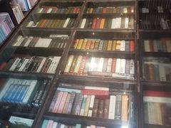 -钟书阁(松江泰晤士小镇店)