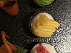 -三出山火锅(南京万象天地店)