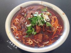 香辣牛肉面-薛记襄阳香辣牛肉面(平安路店)