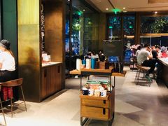 大堂-星巴克臻选(南京艾尚天地店)