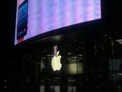 巨大的广告-Apple零售店(王府井店)