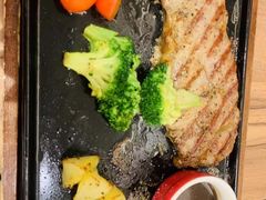 -必胜客(砂之船中东奥莱店)
