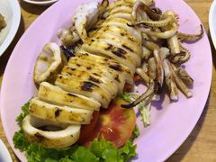 -J Daeng Seafood