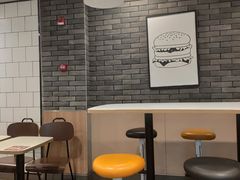 -麦当劳(中唱大厦店)