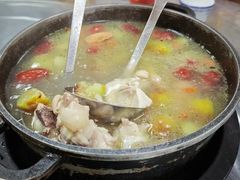 -盛得农家美食·无花果浸鸡·古法烧鸡·竹筒饭(白水寨森林海店)