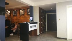 -BOF HAIR BY HONTO